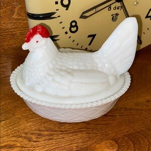 Vintage Westmoreland Milk Glass Chicken on Nest Hen Dish Hen on Nest